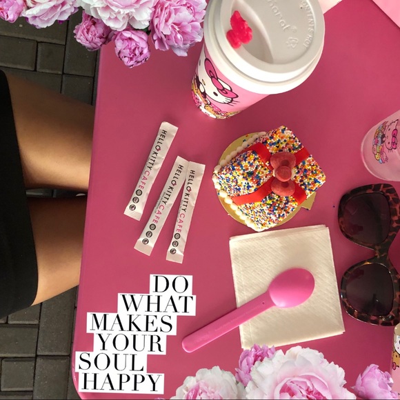 My name is Roxy & I'm a Poshaholic โกโก - Picture 7 of 8